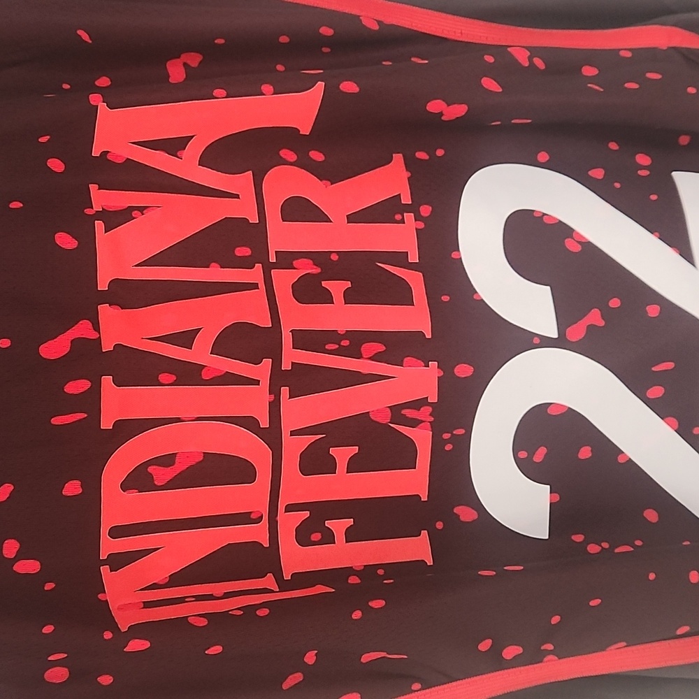 Caitlin Clark Indiana Fever Jersey xl